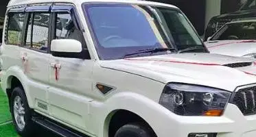 Mahindra Scorpio S10 2WD Intelli-Hybrid 2017