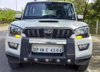 Mahindra Scorpio S6 Plus 2015