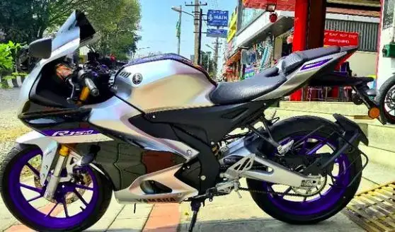Yamaha YZF-R15 V4 M 2021