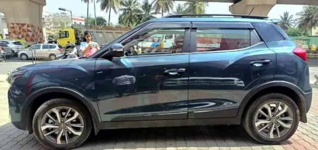 Mahindra XUV300 W8 (O) AMT Petrol BS6 2021