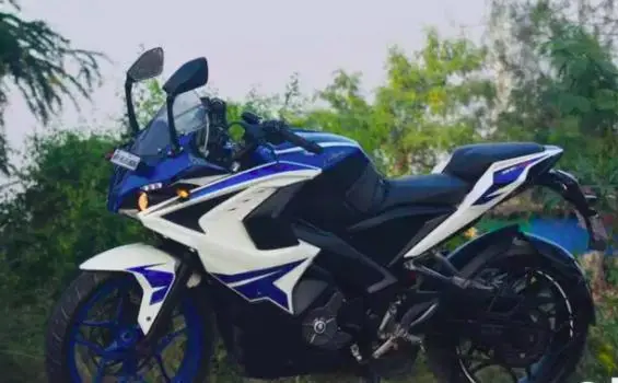 Bajaj Pulsar RS200 ABS 2020