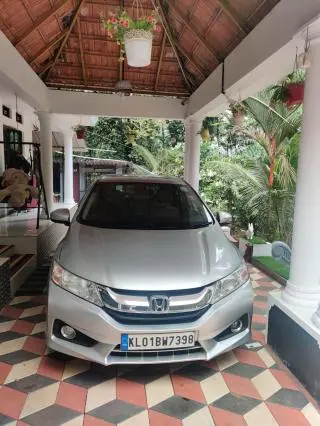 Honda City SV i-VTEC 2016