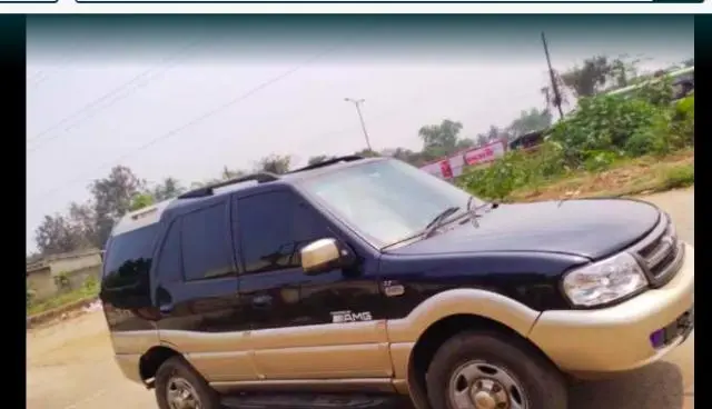 Tata Safari 4X2 LX DICOR BS III 2010