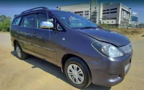 Toyota Innova 2.5 G 7 STR BS III 2010