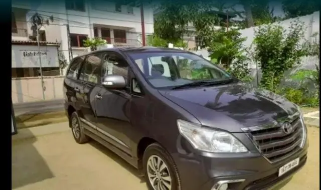 Toyota Innova 2.5 V 7 STR 2015