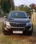 Mahindra XUV500 W11 (O) 2018