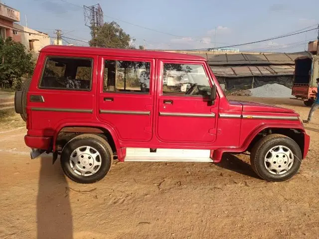Mahindra Bolero SLE 2015