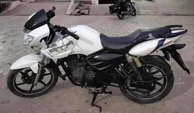TVS Apache RTR 180cc 2015