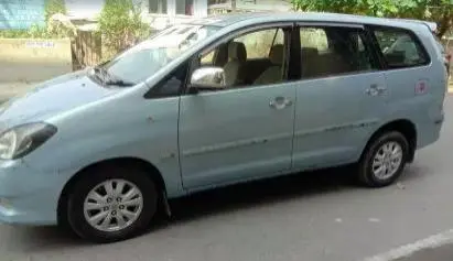 Toyota Innova 2.5 V 8 STR 2011