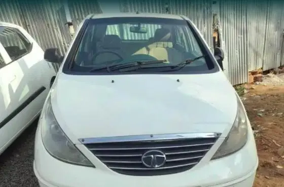 Tata Indica Vista Aqua Quadrajet BS-III 2011