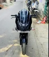 Bajaj Pulsar 220cc 2013