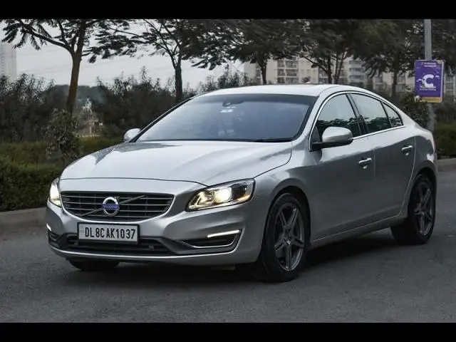 Volvo S60 Summum D4 2014