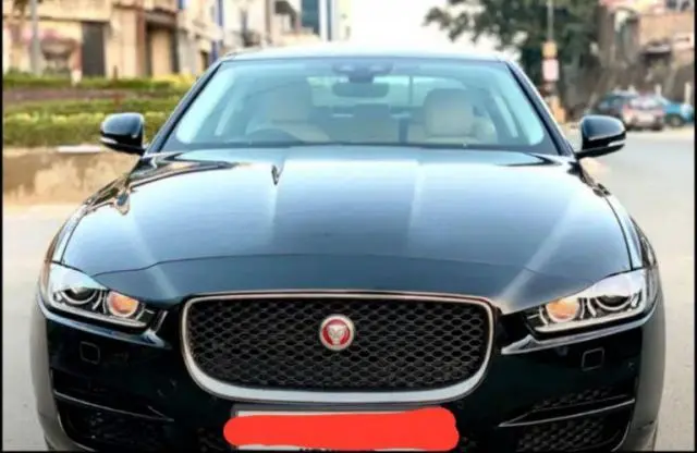 Jaguar XE Pure Diesel 2019