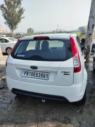 Ford Figo ZXI DURATORQ 1.4 2014