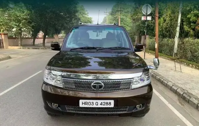Tata Safari Storme EX 2013