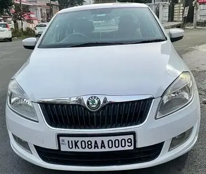 Skoda Rapid Elegance 1.6 TDI CR MT 2012