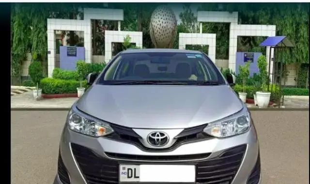 Toyota Yaris J AT 2019