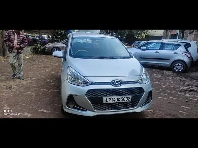 Hyundai Grand i10 Sportz 1.1 CRDi Special Edition 2017