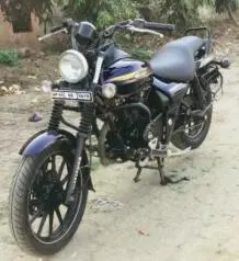 Bajaj Avenger Street 150 2017