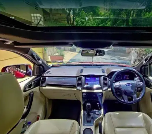 Ford Endeavour Titanium 3.2 4x4 AT 2017