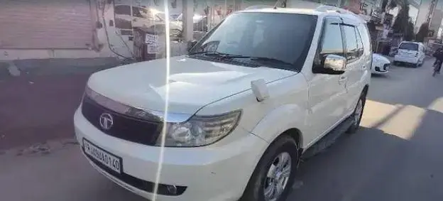 Tata Safari Storme 2.2 VX 4x4 2014