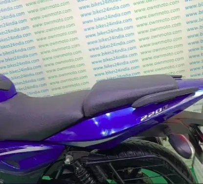 Bajaj Pulsar 220cc 2019