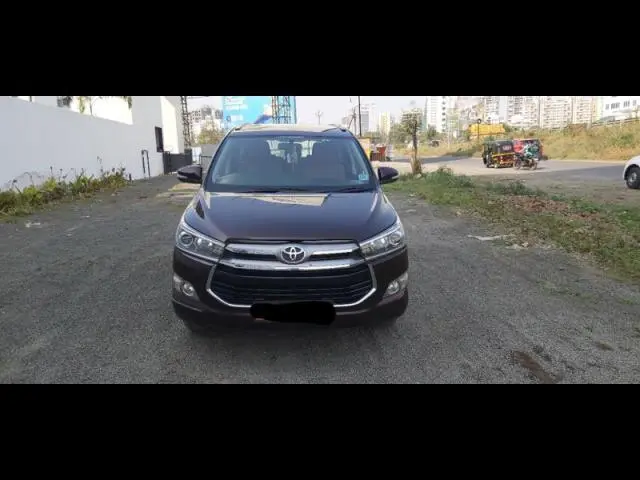 Toyota Innova Crysta 2.4 VX 8 STR 2016