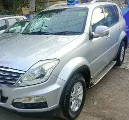 Mahindra Ssangyong Rexton RX5 2013