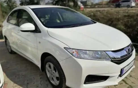 Honda City V i-DTEC 2015