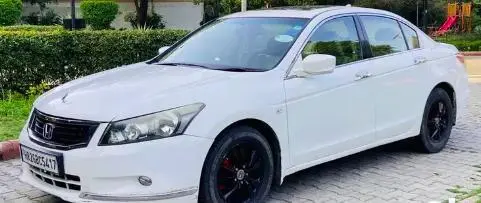 Honda Accord 2.4 i-VTEC MT 2010