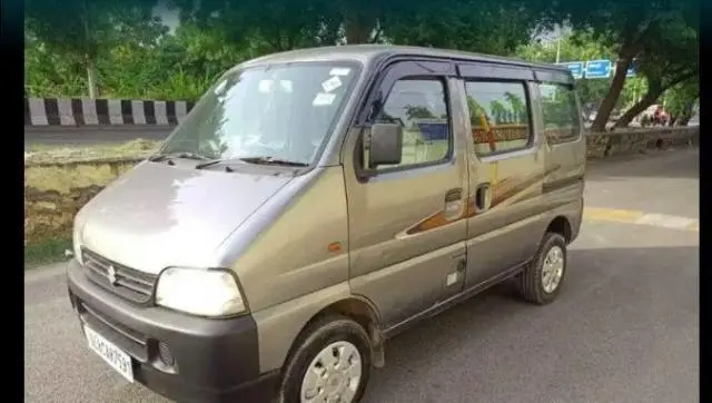 Maruti Suzuki Eeco 5 STR AC 2017