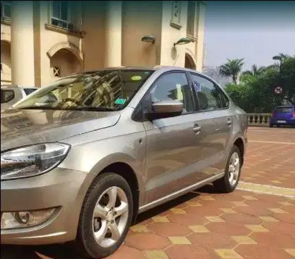 Skoda Rapid 1.6 MPi AT ELEGANCE 2012