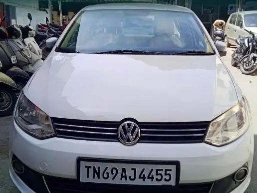 Volkswagen Vento 1.6L Highline 2011