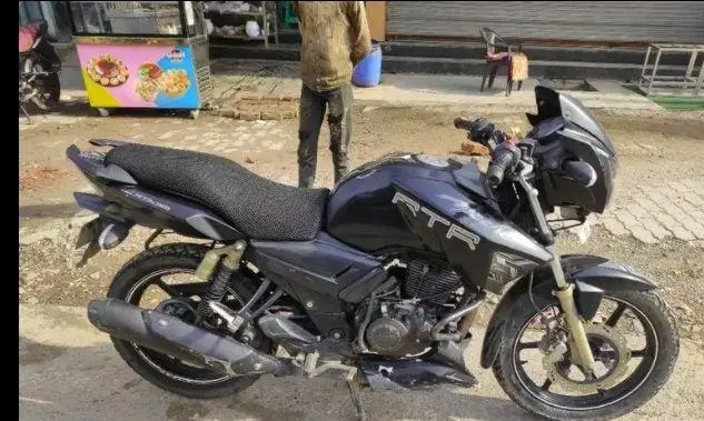 TVS Apache RTR 180cc 2015