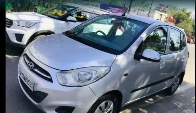 Hyundai i10 Sportz 1.2 2013