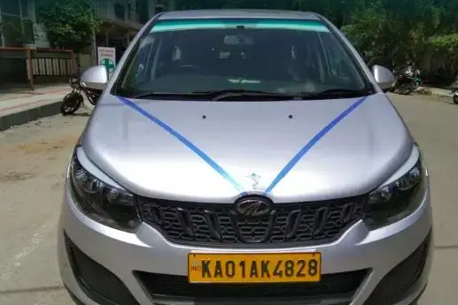 Mahindra Marazzo M2 8 STR 2019
