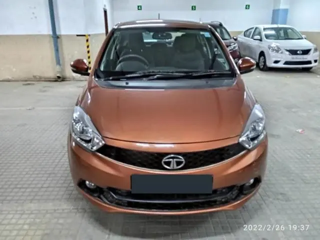 Tata Tigor Revotron XT 2017