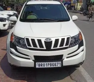 Mahindra XUV500 W8 2013