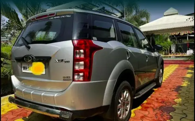 Mahindra XUV500 W10 AT 2017