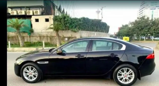 Jaguar XE Prestige Diesel 2019