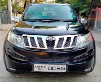 Mahindra XUV500 W8 2012