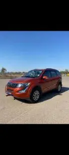 Mahindra XUV500 W8 2016