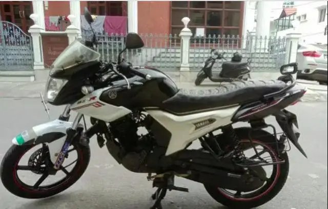 Yamaha SZR 150cc 2012