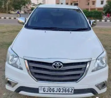 Toyota Innova 2.5 GX 8 STR BS IV 2016