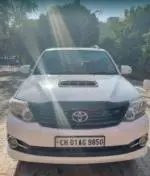 Toyota Fortuner 3.0 4X2 AT 2012