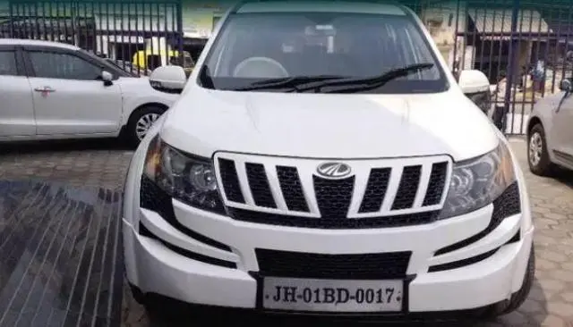Mahindra XUV500 W8 2013