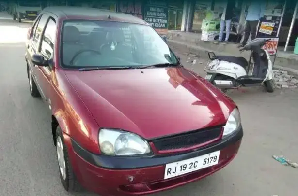 Ford Ikon 1.3 Flair 2004