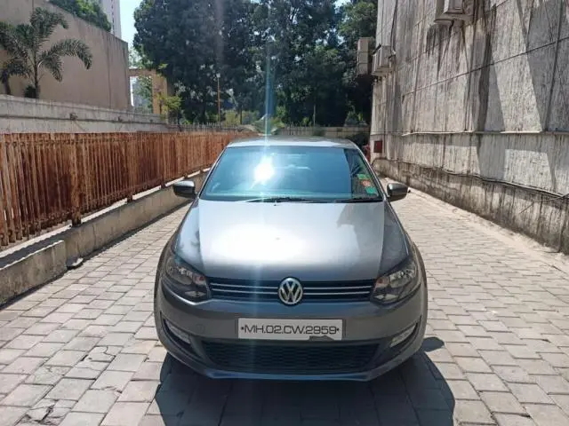 Volkswagen Polo Highline 1.2L (P) 2013