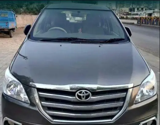 Toyota Innova 2.5 G 7 STR BS IV 2014