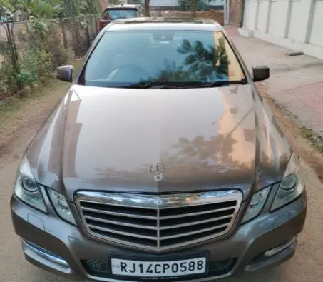 Mercedes-Benz E-Class E 250 CDI Avantgarde 2011